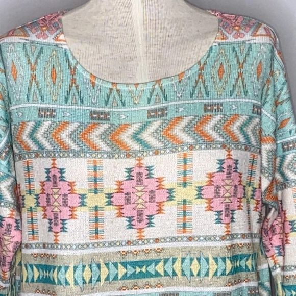 Akemi & Kin from Anthropologie Morgana Knit Aztec Tribal Pullover - Medium - Picture 3 of 6